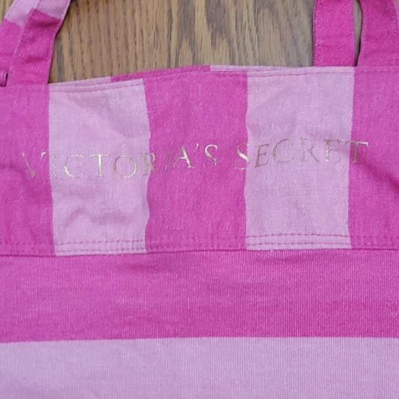 ❌❌❌ SOLD ❌❌❌ 💗Victoria's Secret Tote Bag - Picture 3 of 8